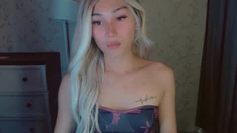 Snapshot of virgenpearl chatting on 03.01.26 Pearl online show from 03.01.26