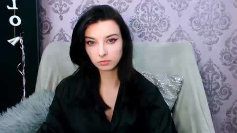 VirginLuna online show from 11.23.25