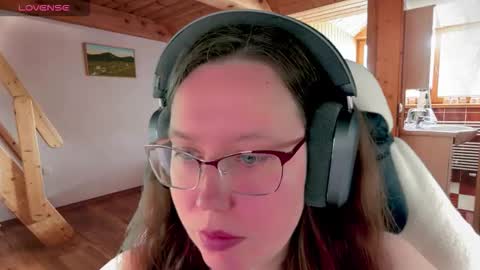 Victoria Romans online show from 03.26.26