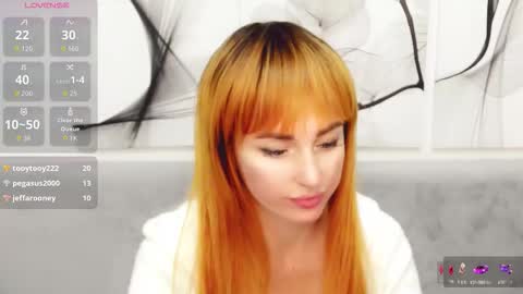 Snapshot of vita_flowen chatting on 10.02.25 Vita online show from 10.02.25