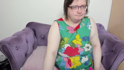 Snapshot of vitabo chatting on 10.15.25 vitabo online show from 10.15.25