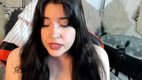 Vit a Viper online show from 10.24.25