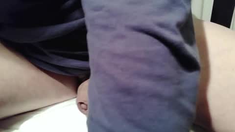 Snapshot of vitel2000 chatting on 11.12.25 Marie online show from 11.12.25