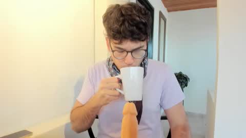 Vito Ferrer online show from 11.15.25