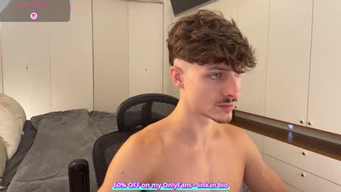 vitoraugustoxxx online show from 12.19.25