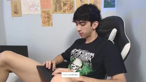 Snapshot of vittorio_cerati chatting on 02.23.26 new acount online show from 02.23.26