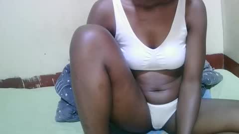 Snapshot of viva_sweet chatting on 02.01.26 viva_sweet online show from 02.01.26