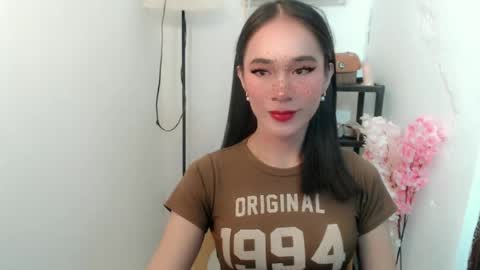 Snapshot of vivahotbabessandra chatting on 06.22.26 SANDRA GOING YOU online show from 06.22.26