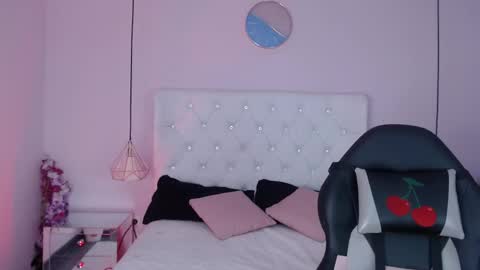 Vivi online show from 10.10.25