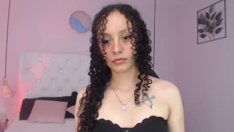 Vivi online show from 10.15.25