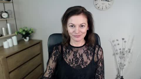 Vivian online show from 01.03.25