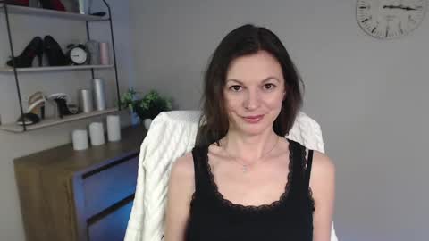 Vivian online show from 02.07.25