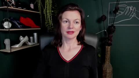 Vivian online show from 03.12.25