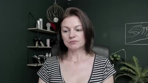 Snapshot of vivian_dream chatting on 05.30.26 Vivian online show from 05.30.26