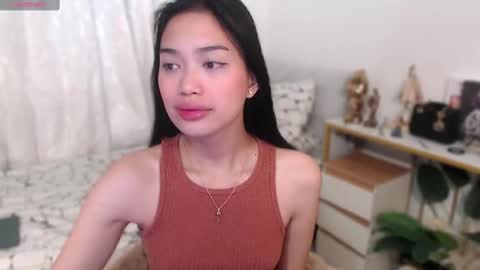 Vivian online show from 01.12.26