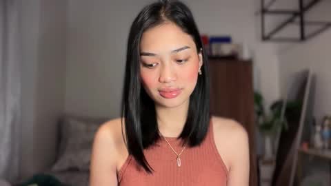 Vivian online show from 02.05.26