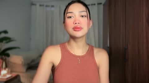 Vivian online show from 06.04.26