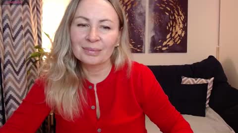 Vivian online show from 10.12.25