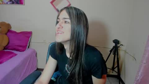 instagram Viviana73215 online show from 02.05.25