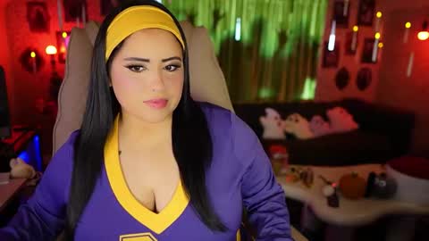 Snapshot of vivianaortega chatting on 10.18.25 Vivi online show from 10.18.25