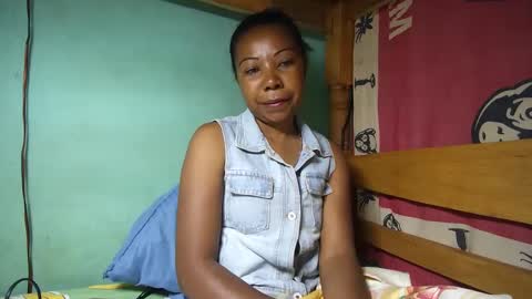 viviane0812 online show from 02.20.25