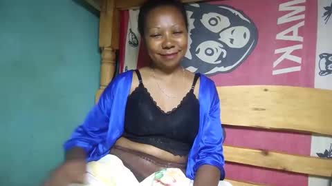 viviane0812 online show from 02.23.25