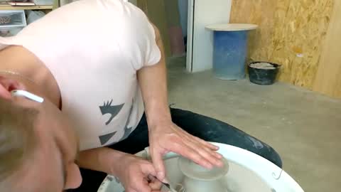 Snapshot of vivid_ether chatting on 10.03.25 Viv online show from 10.03.25