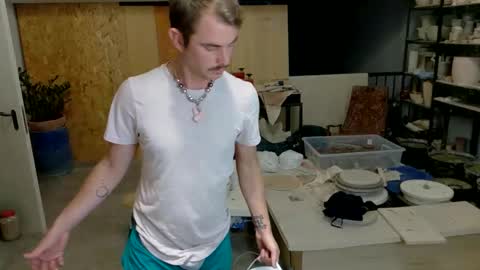 Snapshot of vivid_ether chatting on 11.07.25 Viv online show from 11.07.25