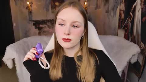 Vivien online show from 03.06.26