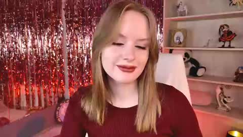 Snapshot of vivienleeigh chatting on 06.26.26 Vivien online show from 06.26.26