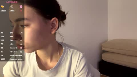 Vivi online show from 01.12.26