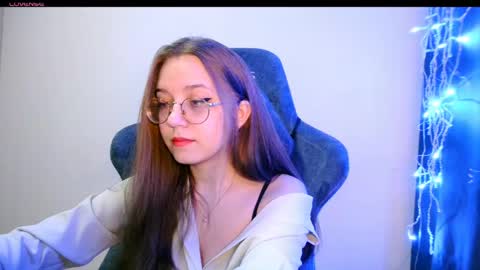 Snapshot of vivivivikkie chatting on 06.09.26 vivivivikkie online show from 06.09.26