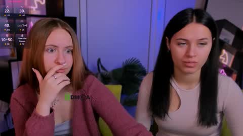 Snapshot of vivy_star chatting on 10.04.25 vivy_star online show from 10.04.25