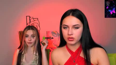 Snapshot of vivy_star chatting on 10.25.25 vivy_star online show from 10.25.25