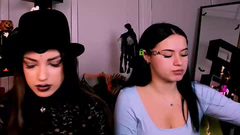 Snapshot of vivy_star chatting on 10.30.25 vivy_star online show from 10.30.25