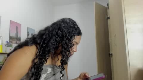 vixenlust17 online show from 02.25.26