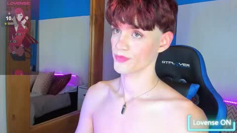 Snapshot of vladhellsing4 chatting on 02.03.25 Vlad online show from 02.03.25