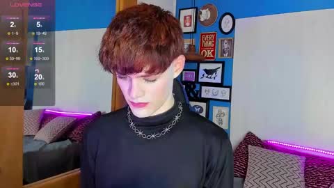 Snapshot of vladhellsing4 chatting on 02.19.25 Vlad online show from 02.19.25