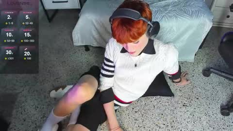 Snapshot of vladhellsing4 chatting on 10.04.25 Vlad online show from 10.04.25