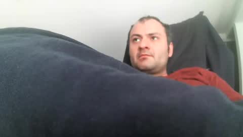 Snapshot of vladuhuh chatting on 01.24.25 vladuhuh online show from 01.24.25