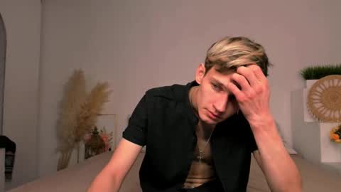 Snapshot of volan_starts chatting on 02.06.26 Dan online show from 02.06.26