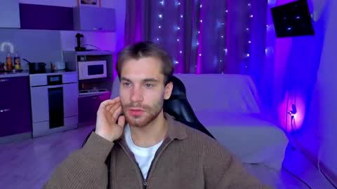 voody_voody online show from 12.30.24