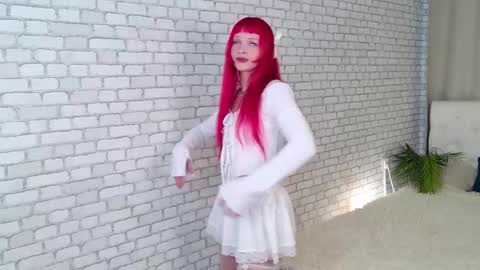 Monica online show from 09.29.25