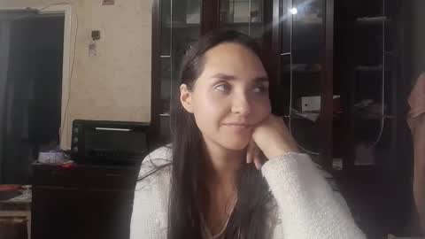 voulezvous_angel online show from 10.25.25