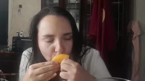 voulezvous_angel online show from 11.06.25