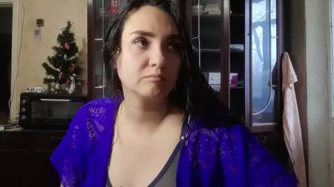 voulezvous_angel online show from 12.23.25