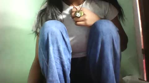 Snapshot of vounialdy chatting on 02.07.25 vounialdy online show from 02.07.25