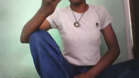 Snapshot of vounialdy chatting on 02.08.25 vounialdy online show from 02.08.25