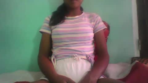 Snapshot of vounialdy chatting on 02.20.25 vounialdy online show from 02.20.25