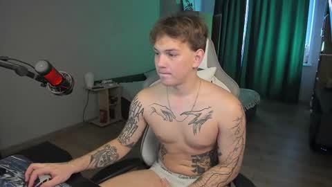 Snapshot of vova_belkin_ chatting on 10.13.25 vova online show from 10.13.25